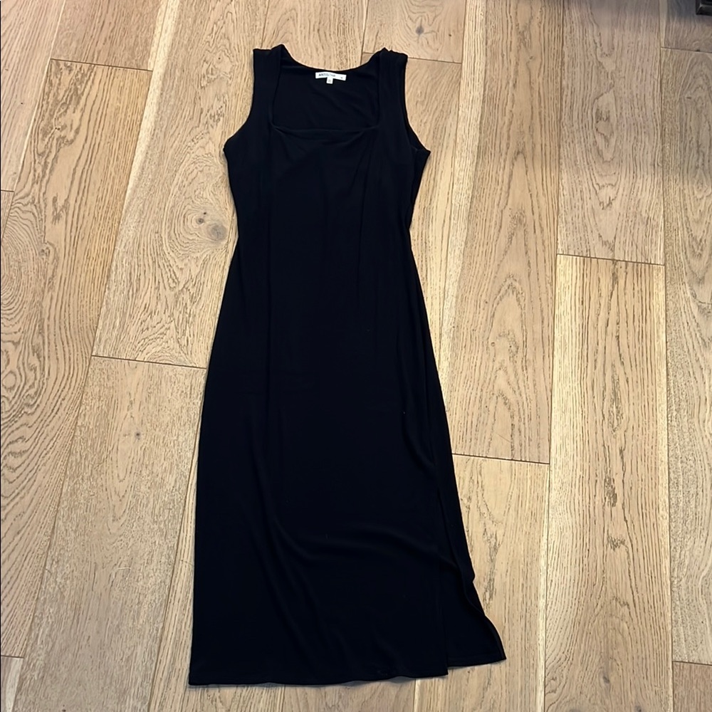 Elegant Black Midi Dress